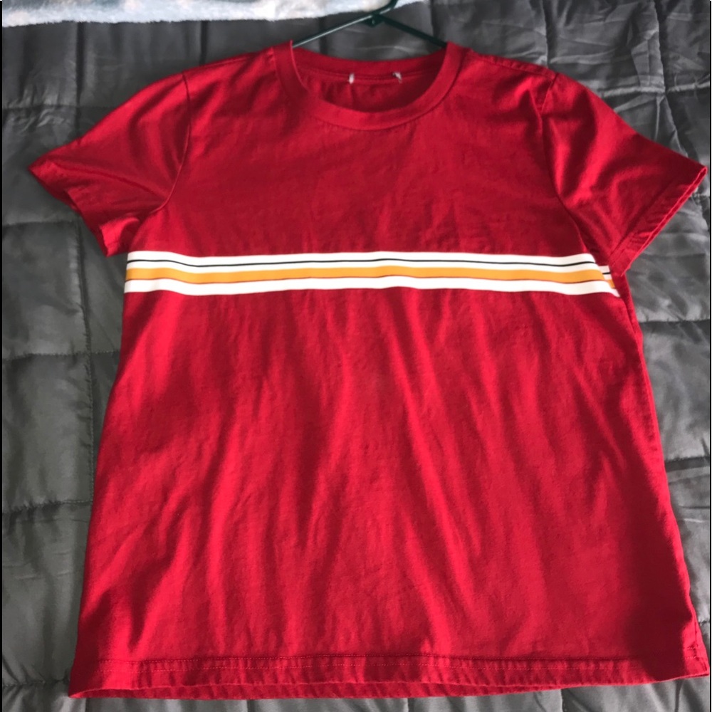 a short sleeve t-shirt